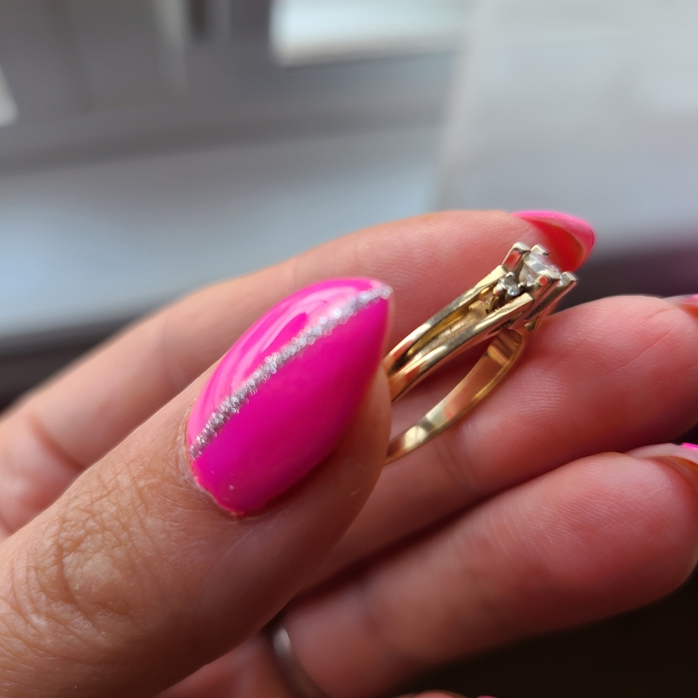14k Yellow gold engagement ring!